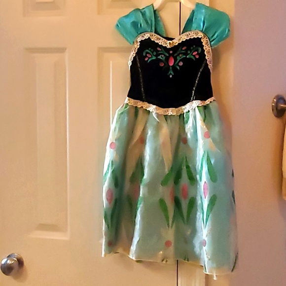 Ana Princess Dress Size 5 - Picture 1 of 5